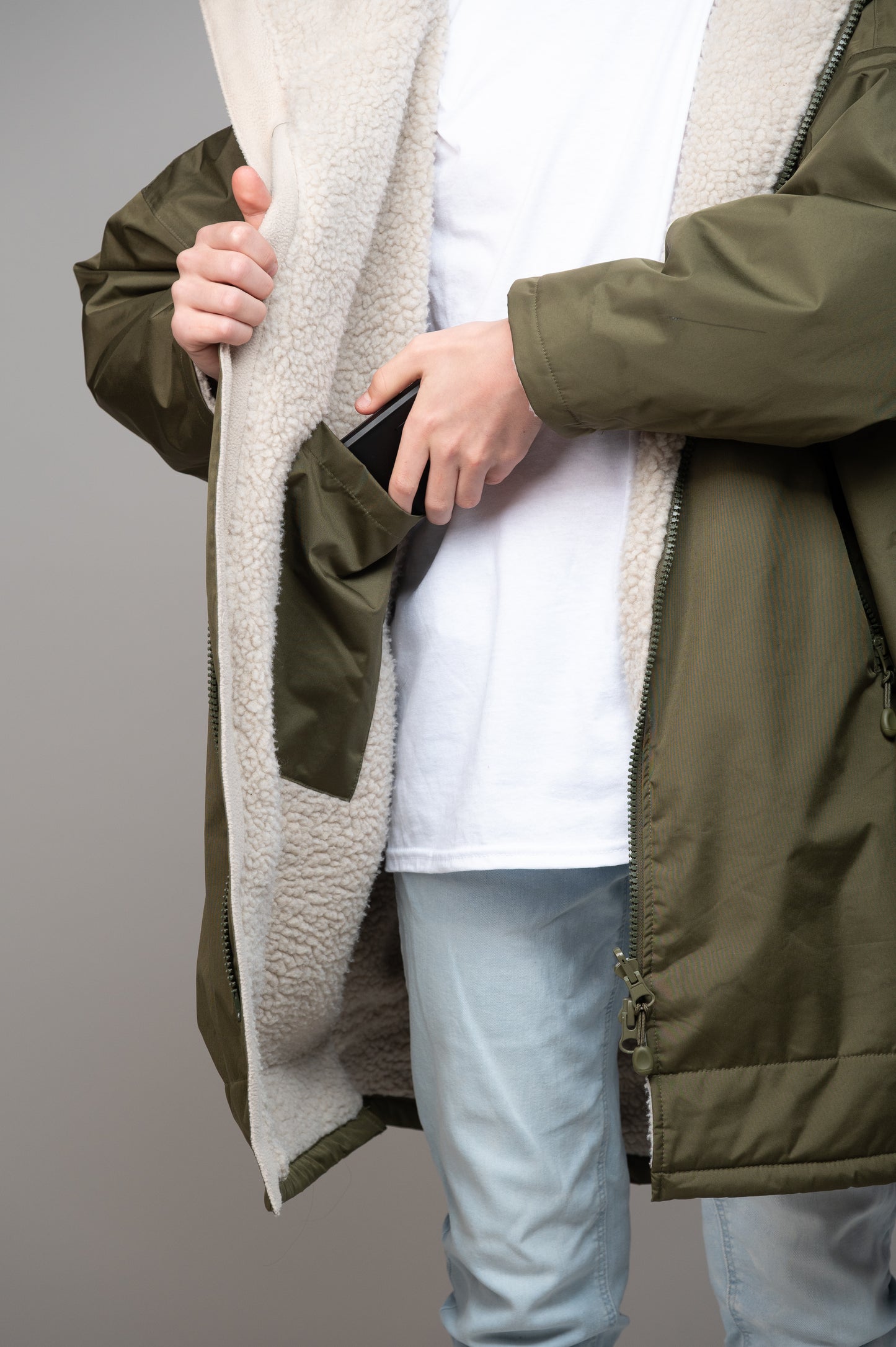 Waterproof Changing Robe - Kids