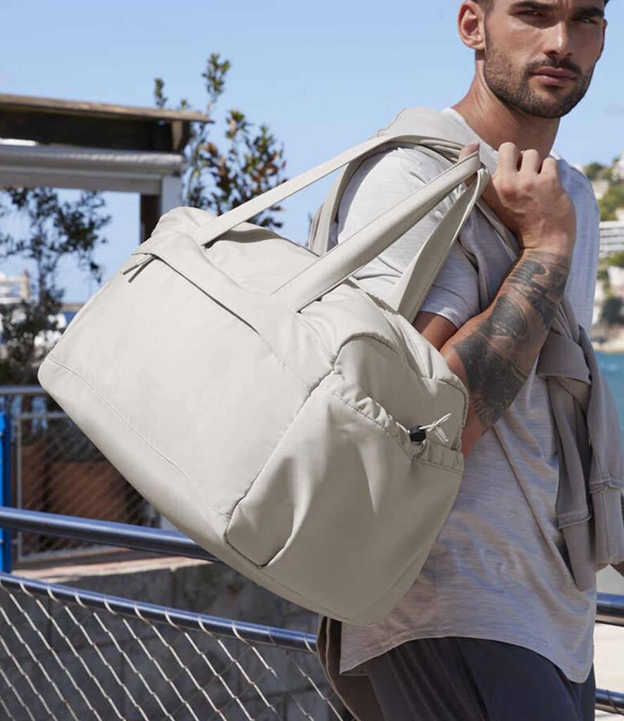 Studio Holdall